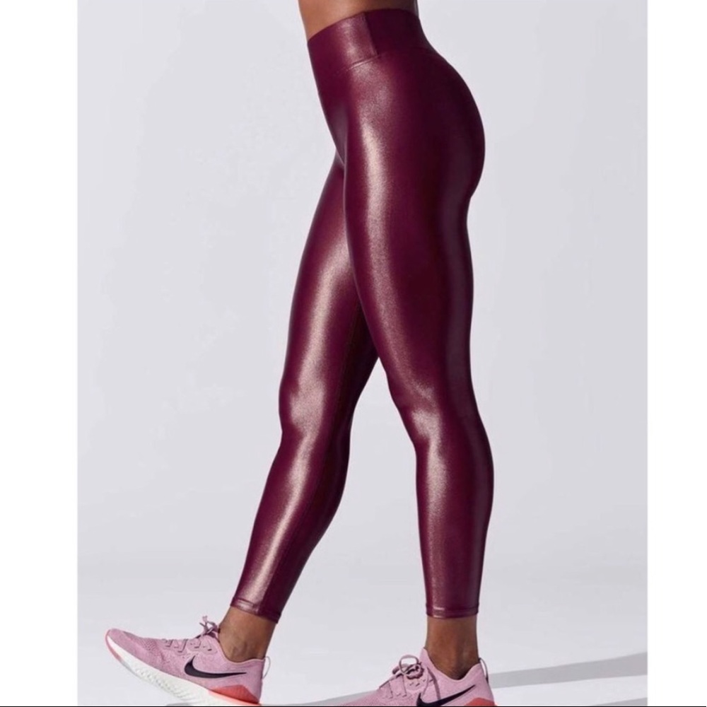 Carbon38 Regular Rise Takara Legging